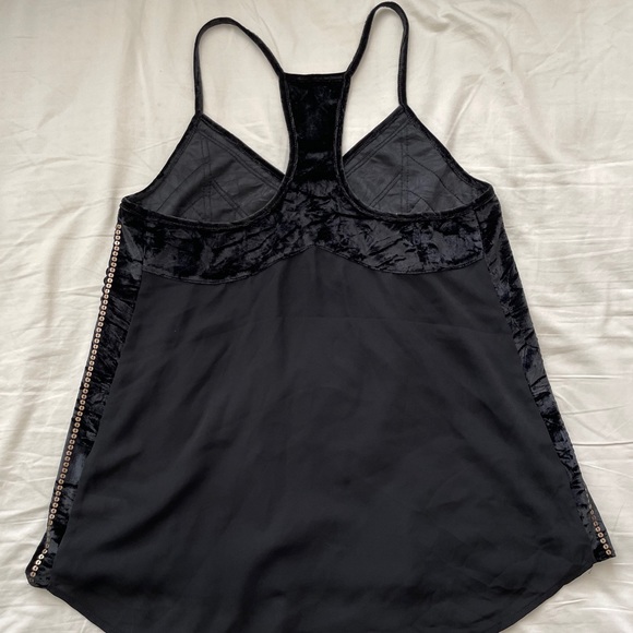 Express Sequin Top - Picture 3 of 3